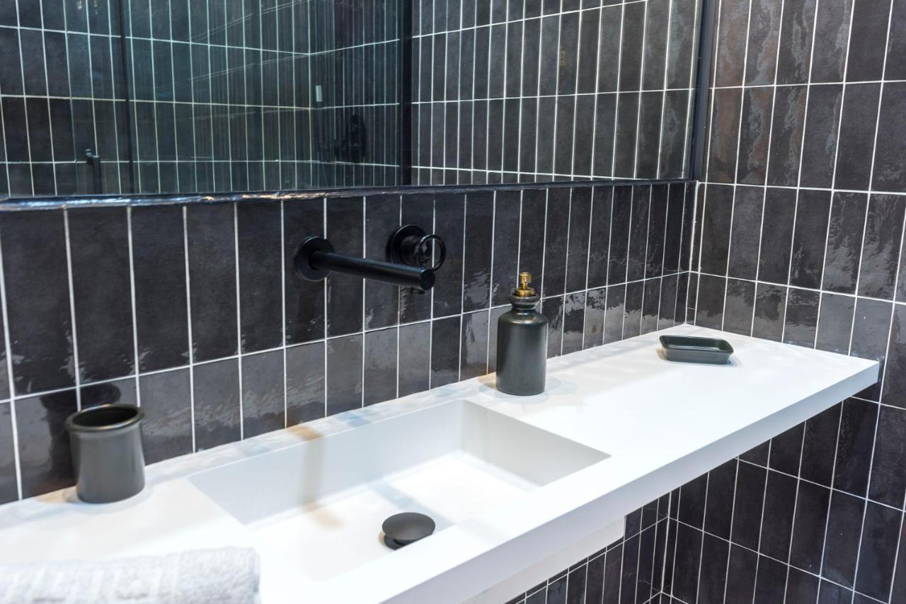 Acogedor Apartamento En Pleno Centro De Malaga By Sharingcoアパートメント エクステリア 写真