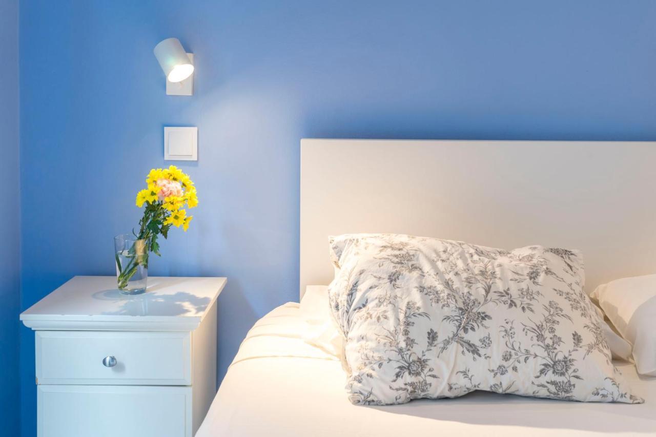 Acogedor Apartamento En Pleno Centro De Malaga By Sharingcoアパートメント エクステリア 写真
