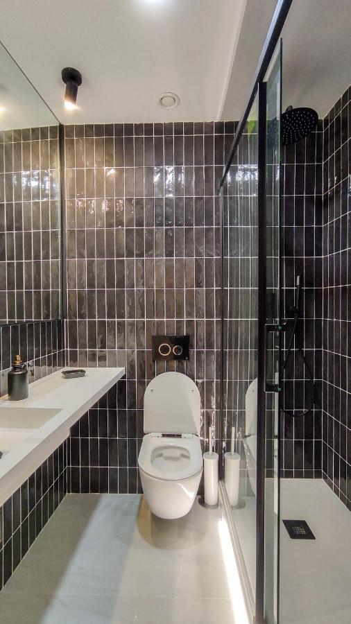 Acogedor Apartamento En Pleno Centro De Malaga By Sharingcoアパートメント エクステリア 写真
