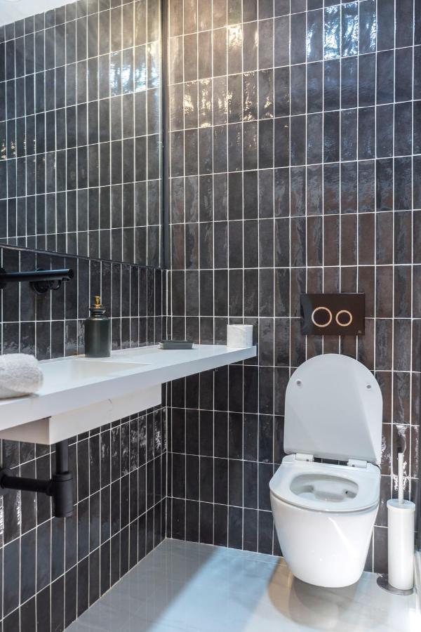 Acogedor Apartamento En Pleno Centro De Malaga By Sharingcoアパートメント エクステリア 写真